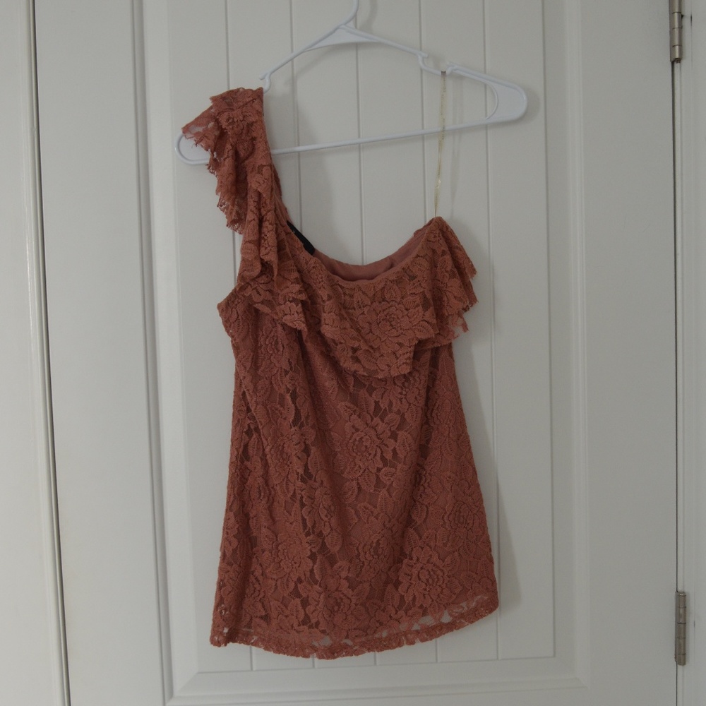 Pink shirt one shoulder